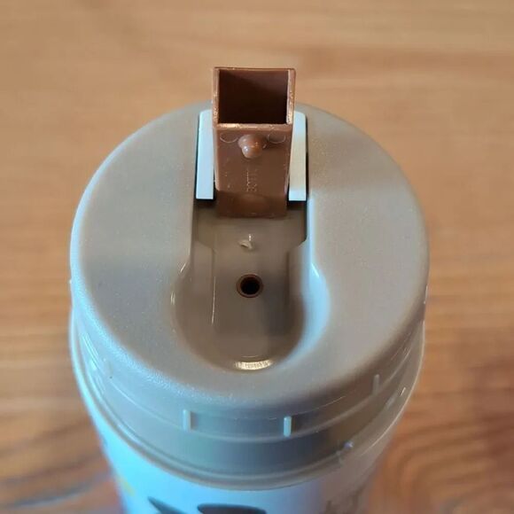 Vintage Mickey and Minnie Mouse Pink Children's Travel Mug, Aladdin Industries - Picture 4 of 16